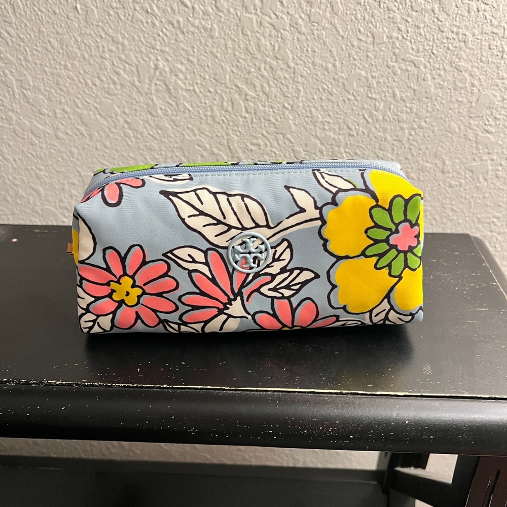 Tory Burch Piper printed long cosmetic case